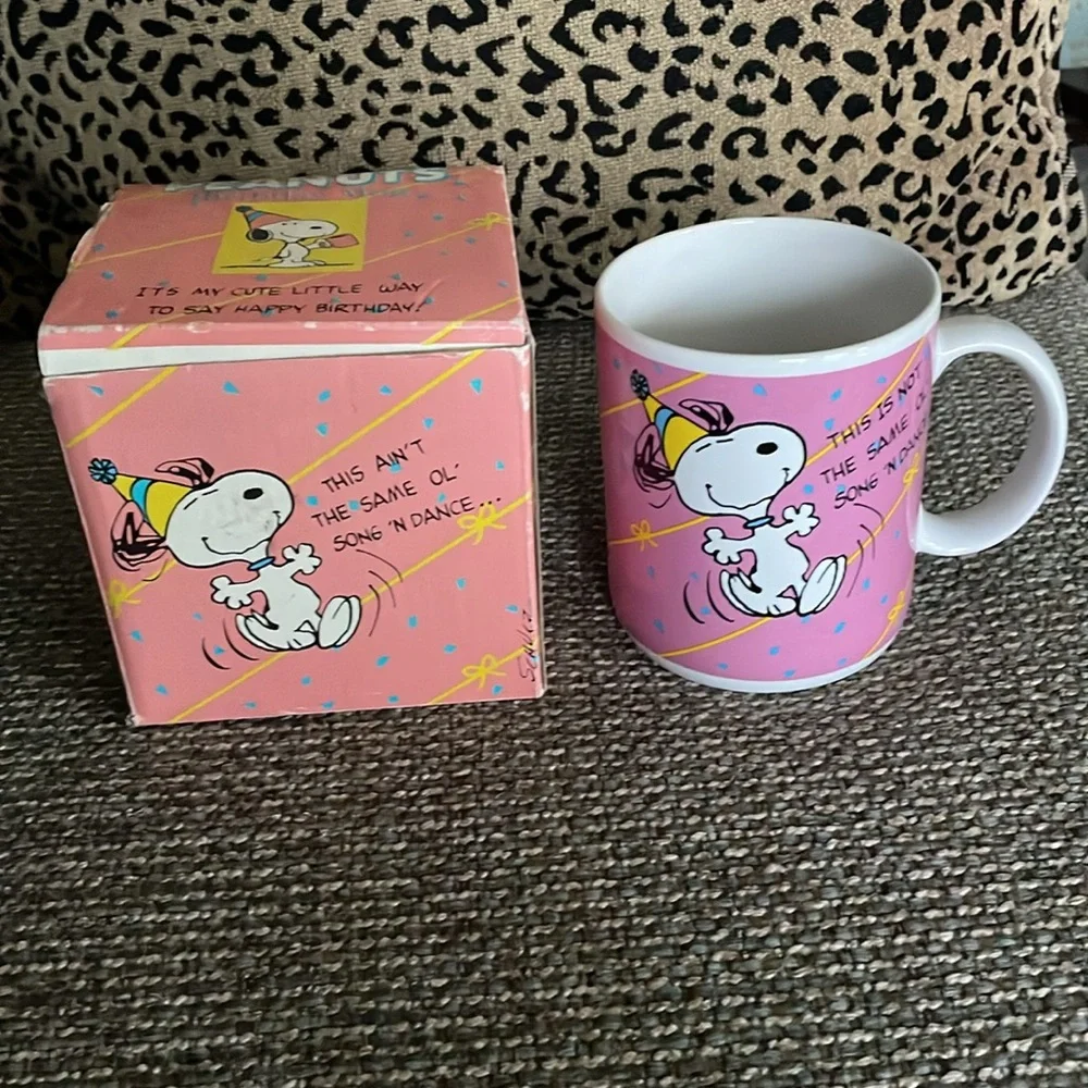 Willitts Design Vintage Snoopy Mug Peanuts Dancing Happy Birthday